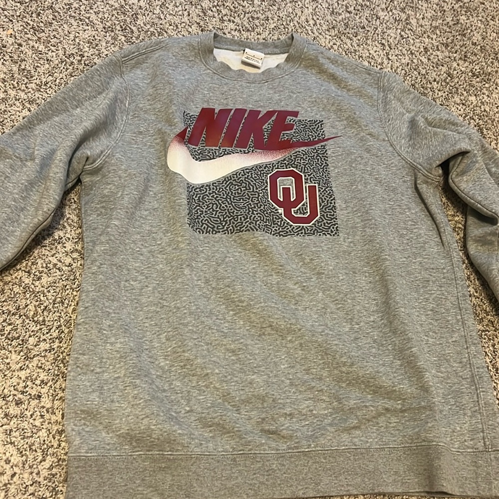 Nike crewneck